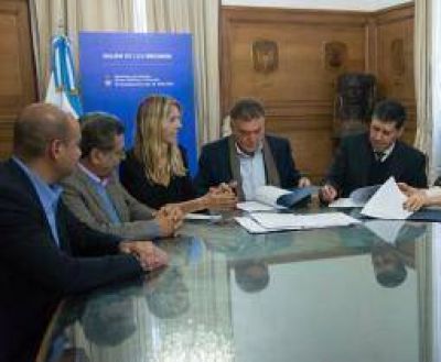 Naci�n financiar� construcci�n de 831 viviendas en La Rioja