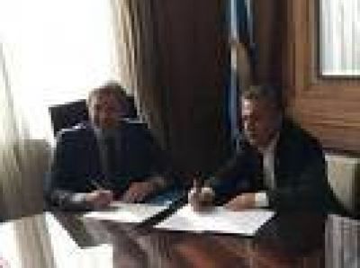 Mendoza y la Naci�n acordaron construir 476 casas