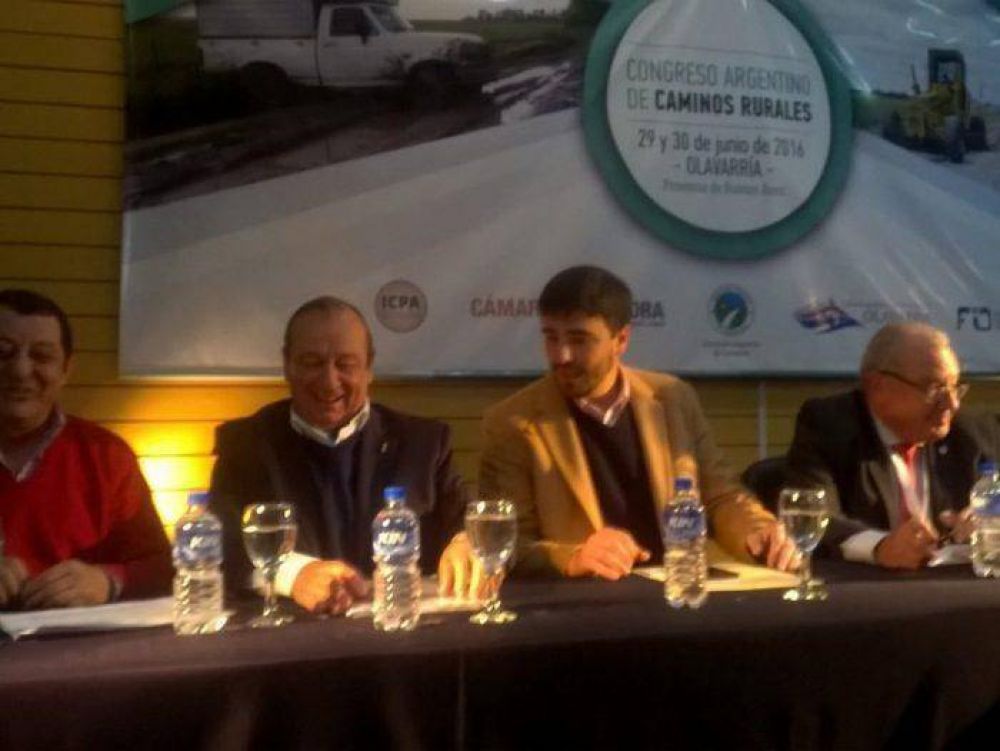 S�nchez disert� sobre caminos rurales en Olavarr�a