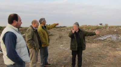 Reyes quiere mejorar el funcionamiento de la Planta de Separaci�n de Residuos
