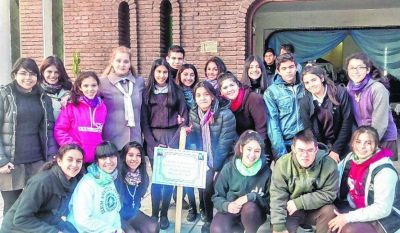 La Virgen del Valle convoca a decenas de estudiantes