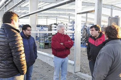 Le confirman al intendente que la obra de la planta de �smosis ya tiene un 70% de avance y podr�a terminarse a fin de a�o