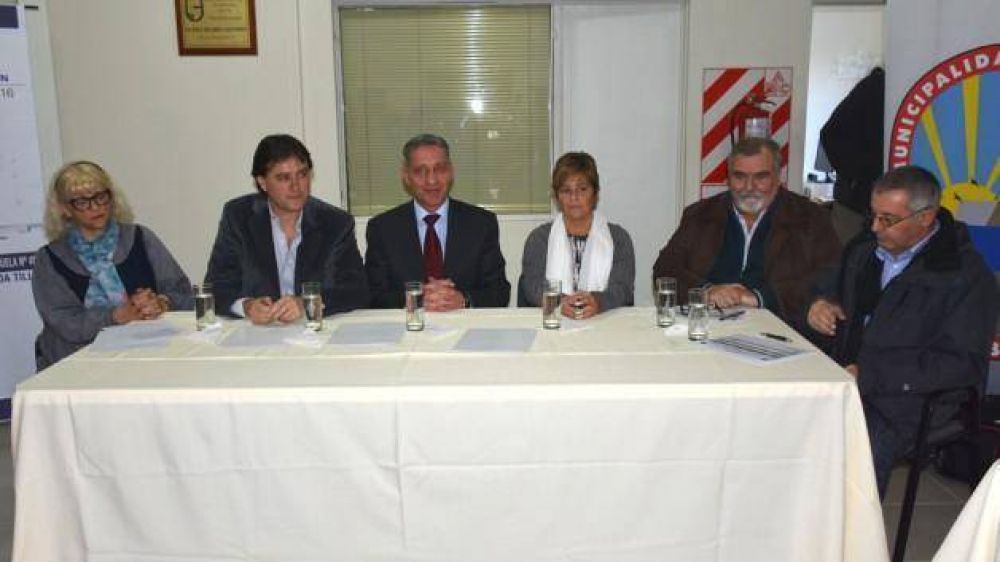 Cargada agenda de Arcioni en Comodoro Rivadavia y Rada Tilly