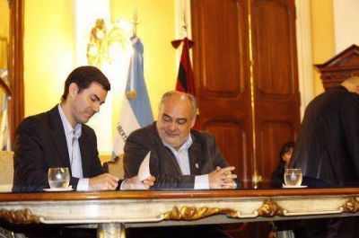 �Con Urtubey coincidimos que fuimos dos de las provincias m�s castigadas por el kirchnerismo�