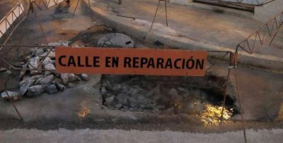 Habr� poca presi�n de agua en el centro por importante perdida en Ituzaingo y Saavedra