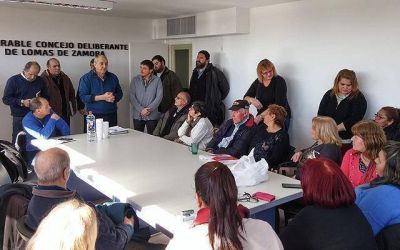 Concejales y vecinos lomenses se reunieron con autoridades de Edesur