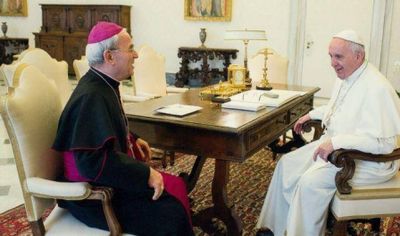 Recepci�n en la Nunciatura: Bl�zquez, Osoro y Braulio Rodr�guez, junto al ministro del Interior entre los asistentes