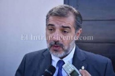 Oscar Villa Nougu�s quiere federalizar la salud