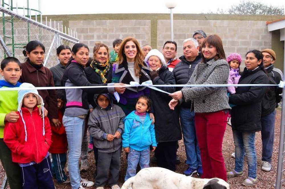 La Gobernadora inaugur planta potabilizadora de agua en la localidad de El Puestito