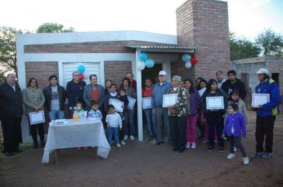 Se entregaron viviendas sociales en Suncho Corral