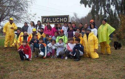 Har�n 1.700 km en zorras de v�as, por el Bicentenario