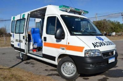 Entregaron una ambulancia en el hospital de Mina Clavero