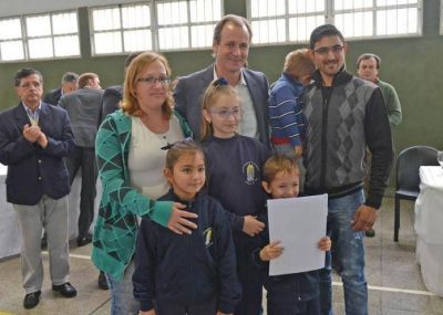 Inauguraci�n. M�s viviendas para Santa Anita