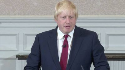 Traicionado por sus aliados, renunci� uno de los l�deres del Brexit