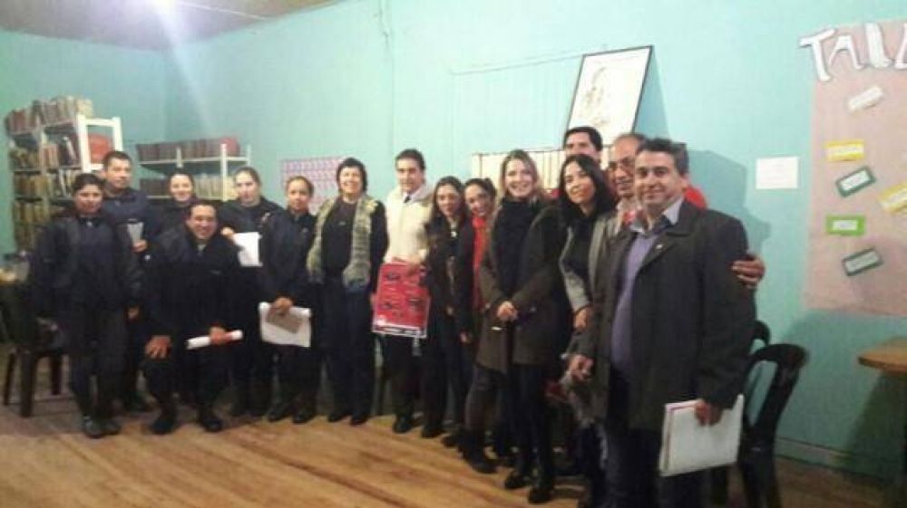 Coordinan acciones con instituciones de Dupuy que intervienen en casos de violencia de g�nero