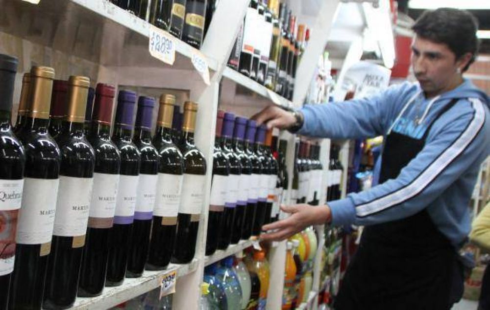 El consumo y las exportaciones de vinos continan con fuerte baja