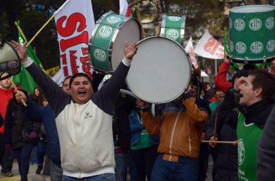 ATE quiere 42% de aumento