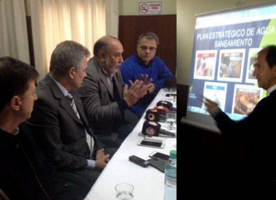 SOSBA present� el Plan de Agua y Cloacas a intendentes del sur bonaerense