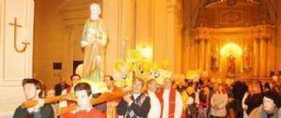 Centenares de fieles celebraron el d�a de San Pedro