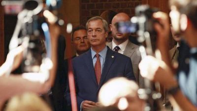 Renunci� el l�der xen�fobo brit�nico Nigel Farage