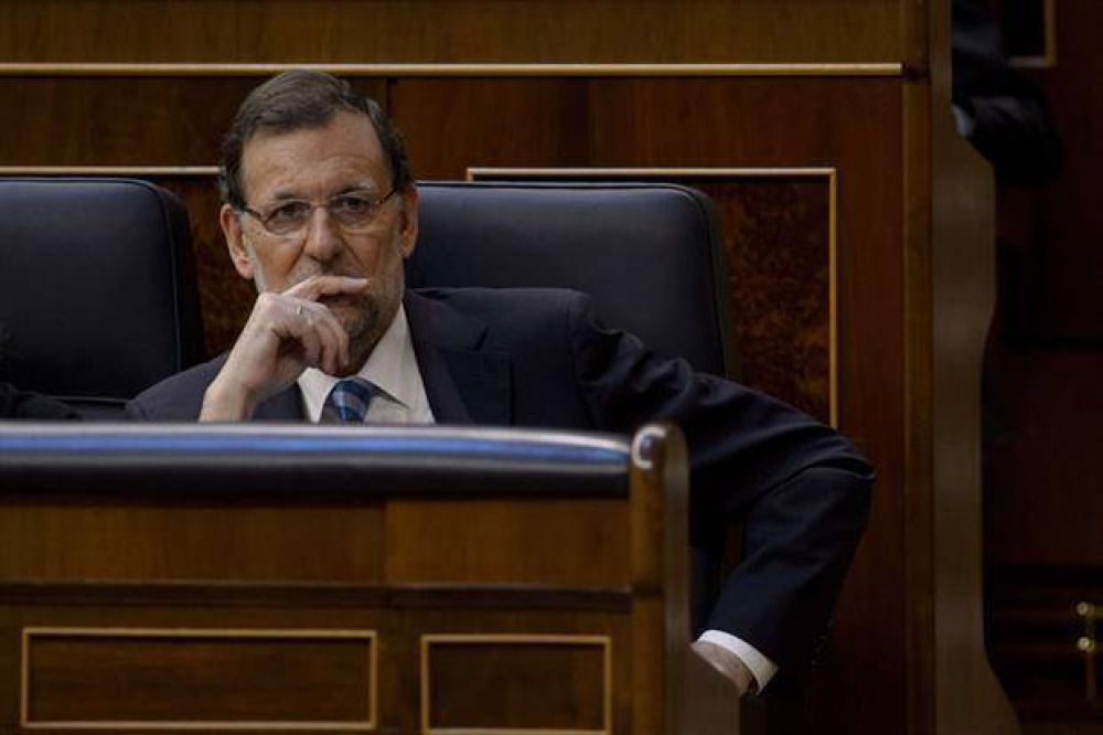 Sin aliados firmes, Rajoy apuesta a ganar tiempo