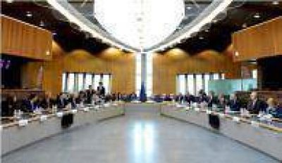 Passalacqua calific� como muy positivas las reuniones con la Comunidad Europea