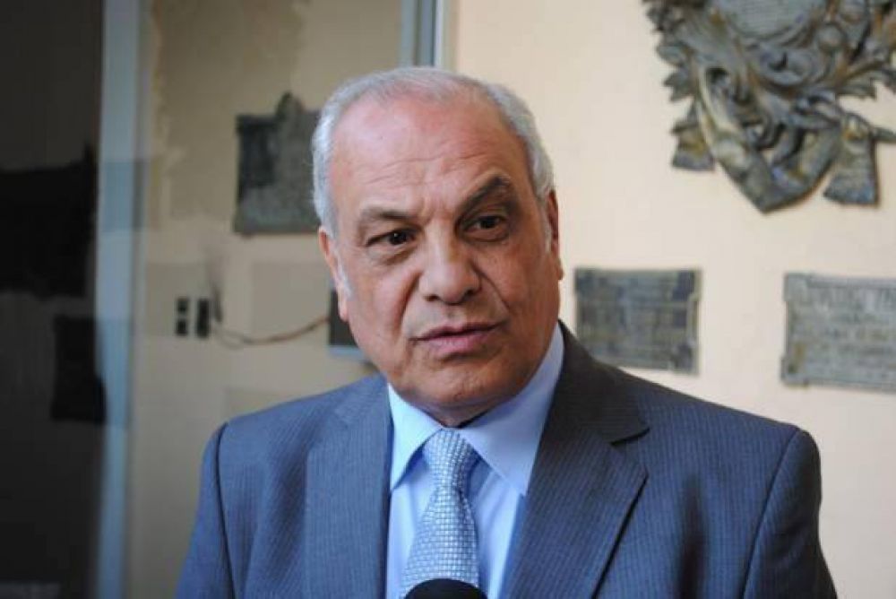 Fern�ndez Vi�a: �Debemos agudizar mucho el ingenio�