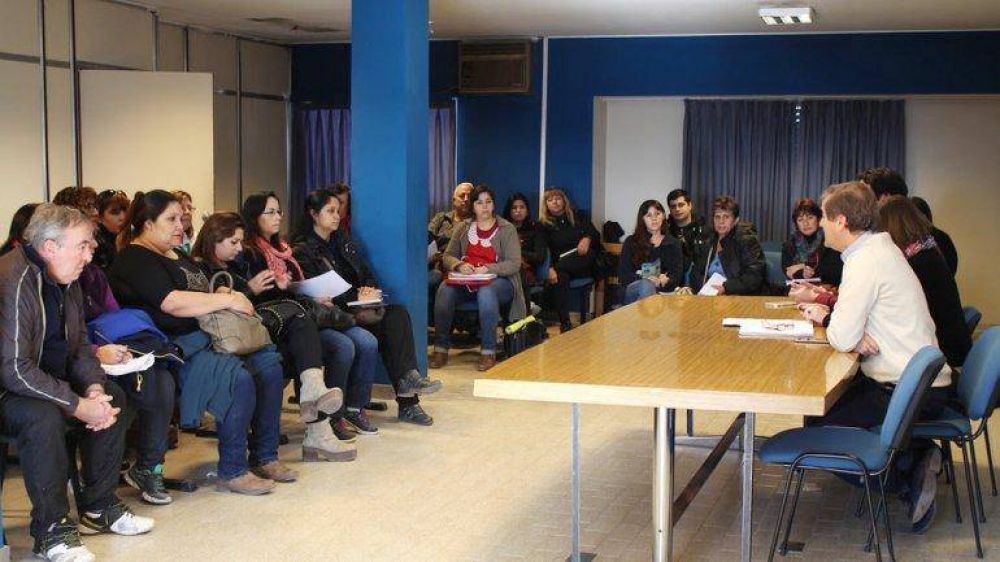 Buscan calmar inquietud por la obra de las 404 viviendas