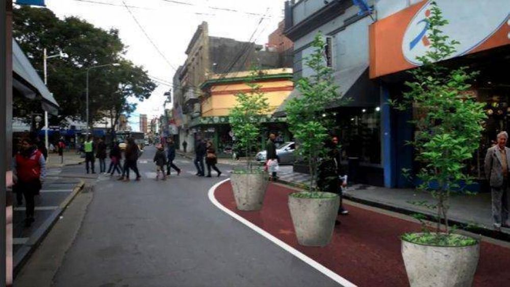 Proponen ampliar la circulaci�n peatonal sobre calle Mendoza