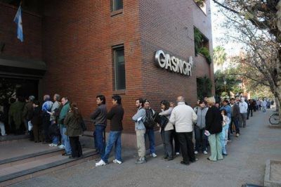 La provincia est� cerca de plantear un amparo contra la suba del gas natural - See more at: http://www.contextotucuman.com/nota/48561/la-provincia-esta-cerca-de-plantear-un-amparo-contra-la-suba-del-gas-natural.html#sthash.7QRxumue.dpuf