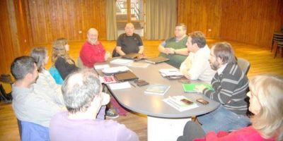 La Municipalidad de Esquel present� listado de proyectos de obras de infraestructura para la ciudad