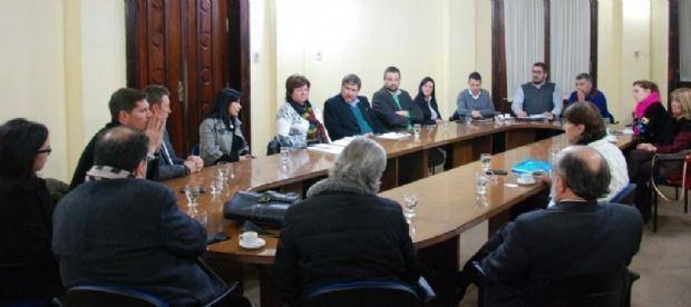 Peligran las extensiones universitarias por falta de fondos de la Naci�n
