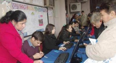 Sube: malestar y confusi�n en el primer d�a de entrega de tarjetas