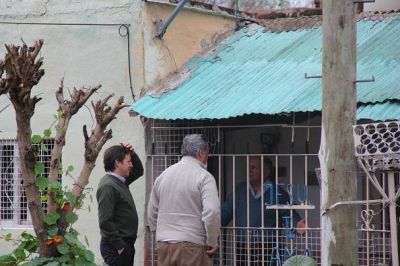 De la Torre y M�ndez supervisaron obra hidr�ulica en el Barrio Mitre
