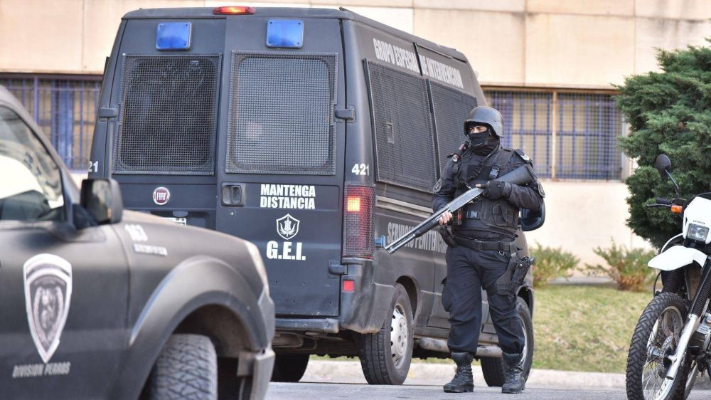 Megaoperativo en Comodoro Py por la llegada de Cristina Elisabet Kirchner, L�zaro B�ez e Ibar P�rez Corradi