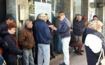 Avellaneda: Los bancos no podr�n dejar a jubilados a la intemperie