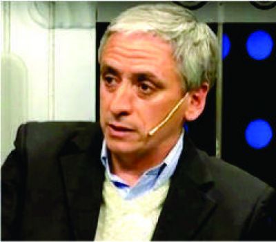 El Intendente Gast�n desminti� su pase al Frente Cambiemos