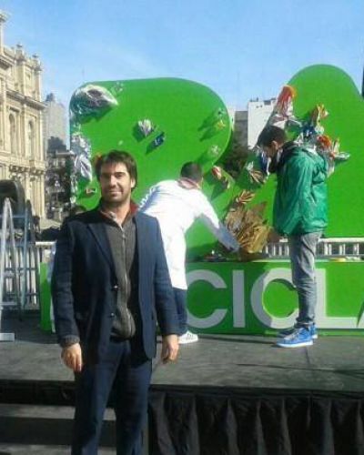 Pol�mica renuncia del director de Reciclado