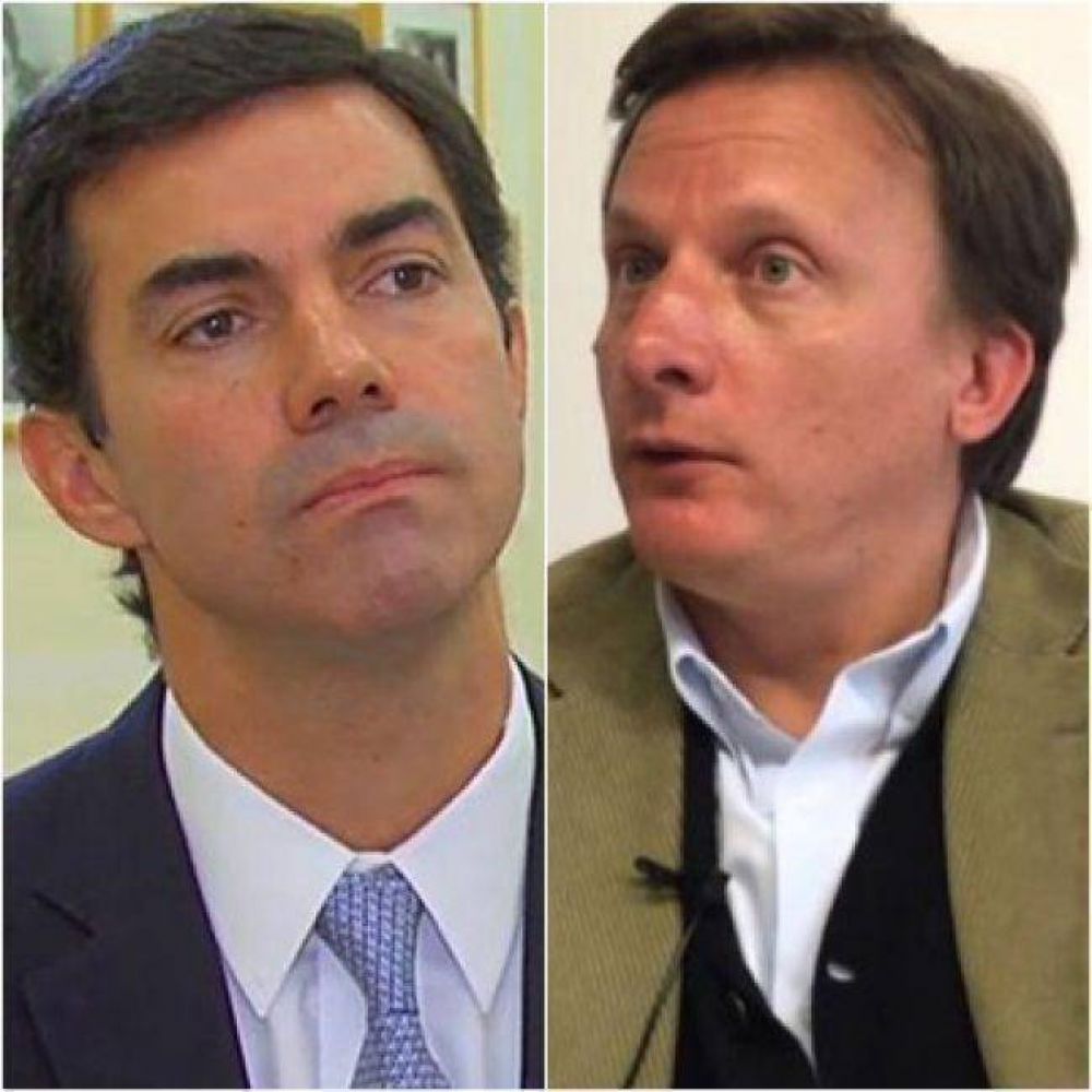 No para de pegarle
