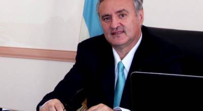 Cambio de vereda: De La Torre oficializar�a su incorporaci�n al gobierno provincial