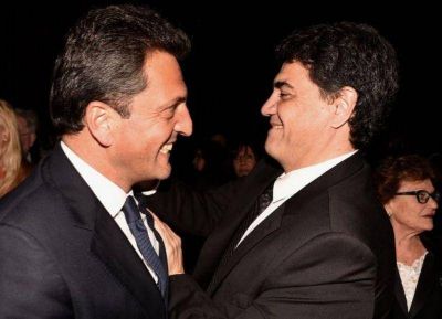 Sergio Massa y Jorge Macri: los dos piratas COJO con pata de palo, parche en el ojo y caras de malo