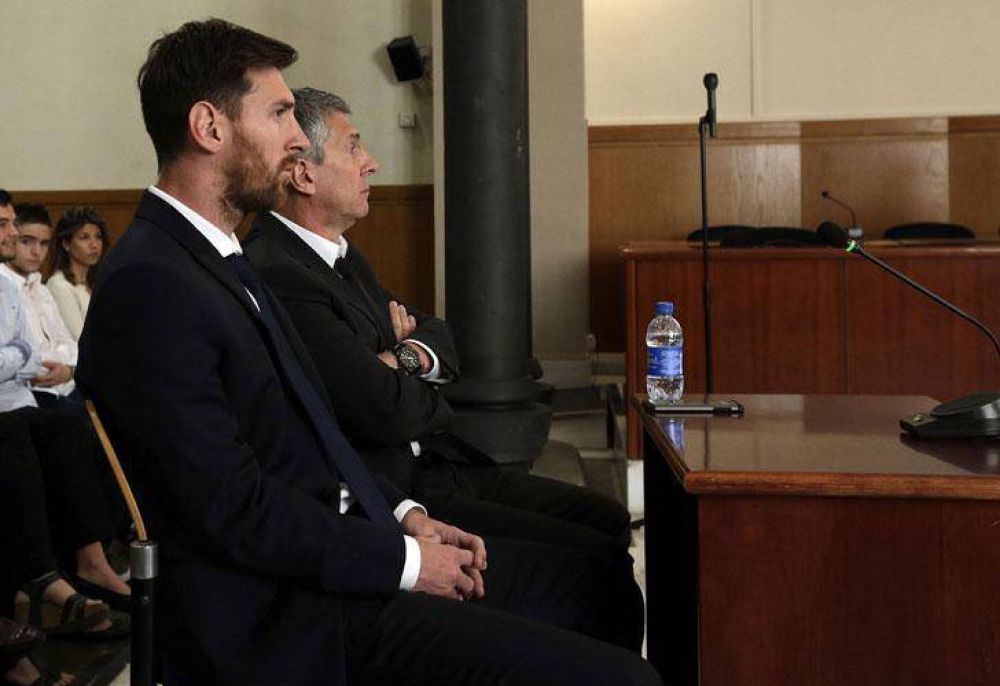 Los Messi, condenados a 21 meses de prisin