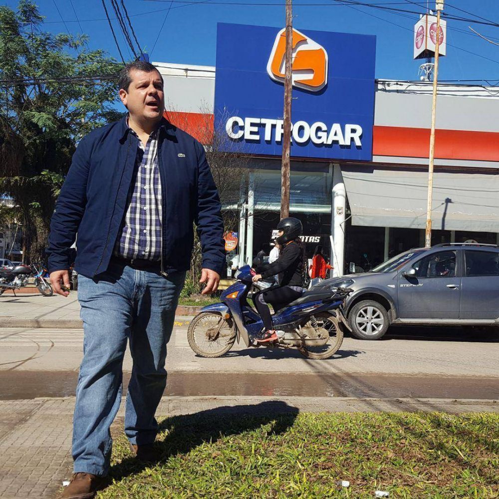 Olivera insisti� con rever la habilitaci�n de grandes estructuras comerciales