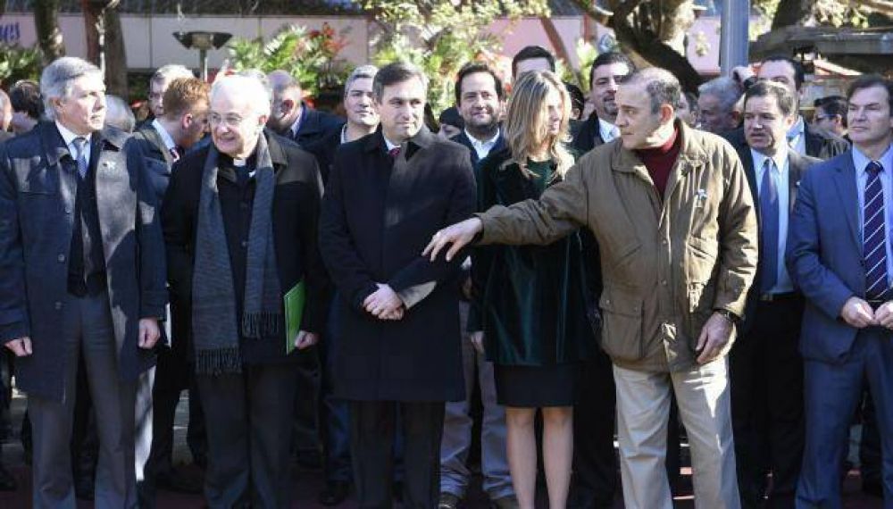 Una reparaci�n hist�rica que se pagar� con d�lares