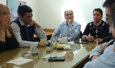 Esc�ndalo en Ituzaing�: Descalzo dio explicaciones en el Concejo Deliberante