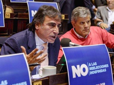 Eslaiman: �Massa me plante�, en 2012, la necesidad de eliminar las reelecciones indefinidas�