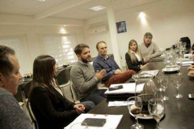 Lomas fue sede de una reuni�n regional contra las subas de la luz