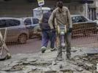 Renovaci�n de veredas en Lan�s