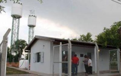 Reactivan las obras de agua potable en Carlos Salas
