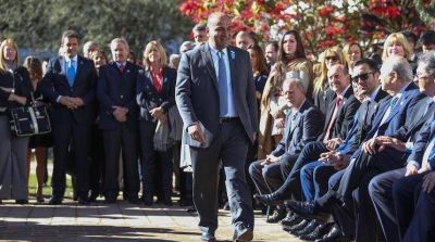 �Por primera vez los representantes del pueblo se re�nen donde naci� el pa�s�